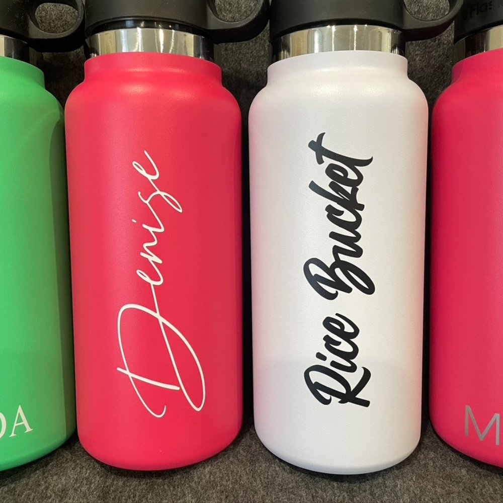 High quality Insulated water bottle 32oz, NEW